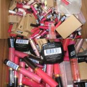 Wholesale Revlon Brand New Overstock Cosmetics & Accessory Lots 250pcs