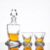 Twisted whiskey decanter set with 2pcs glasses 