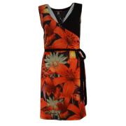 Looking For Plus Size Clothing (Netherlands Antillies)