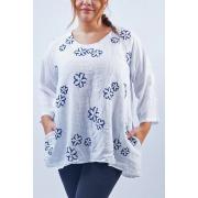 Wholesale Floral Embroidery Pattern Pockets Top