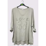 Wholesale Love Heart Applique Pattern High Low Hem Top