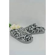 Wholesale Leopard Pattern Fluffy Fur Slipper