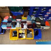 Wholesale One Off Joblot Of 129 Ladies Winter Hats, Gloves And Head Wa