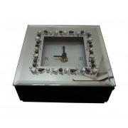 Wholesale Wholesale Joblot Of 20 Reflective Roman Numeral Clocks With 